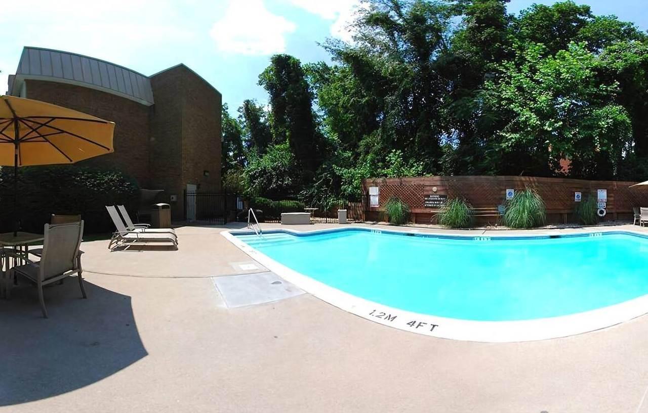 Clarion Pointe Charlottesville Exterior foto