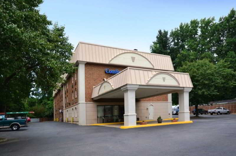 Clarion Pointe Charlottesville Exterior foto